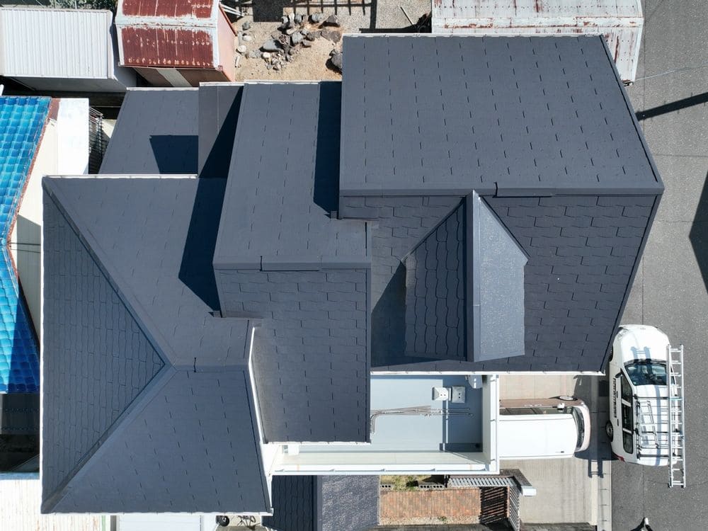 鈴鹿市の外壁・屋根塗装をリペイント匠が施工した写真