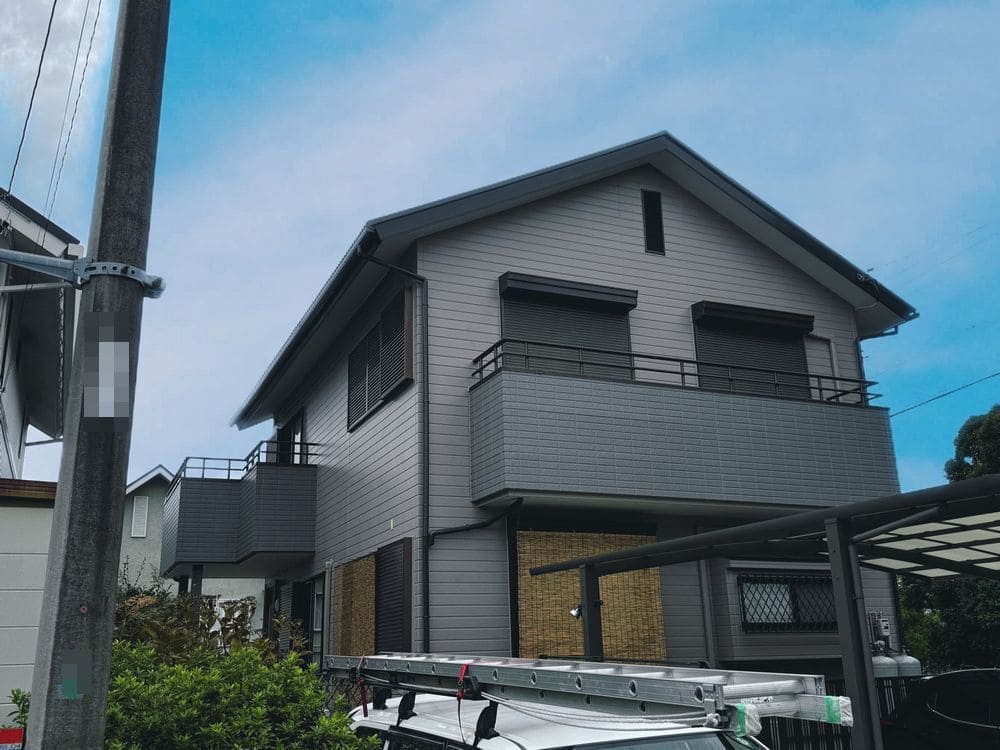 桑名市の外壁塗装、屋根塗装、防水工事をリペイント匠が施工した写真