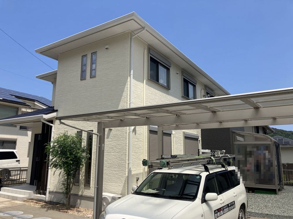 伊勢市の外壁・屋根塗装をリペイント匠が施工した写真