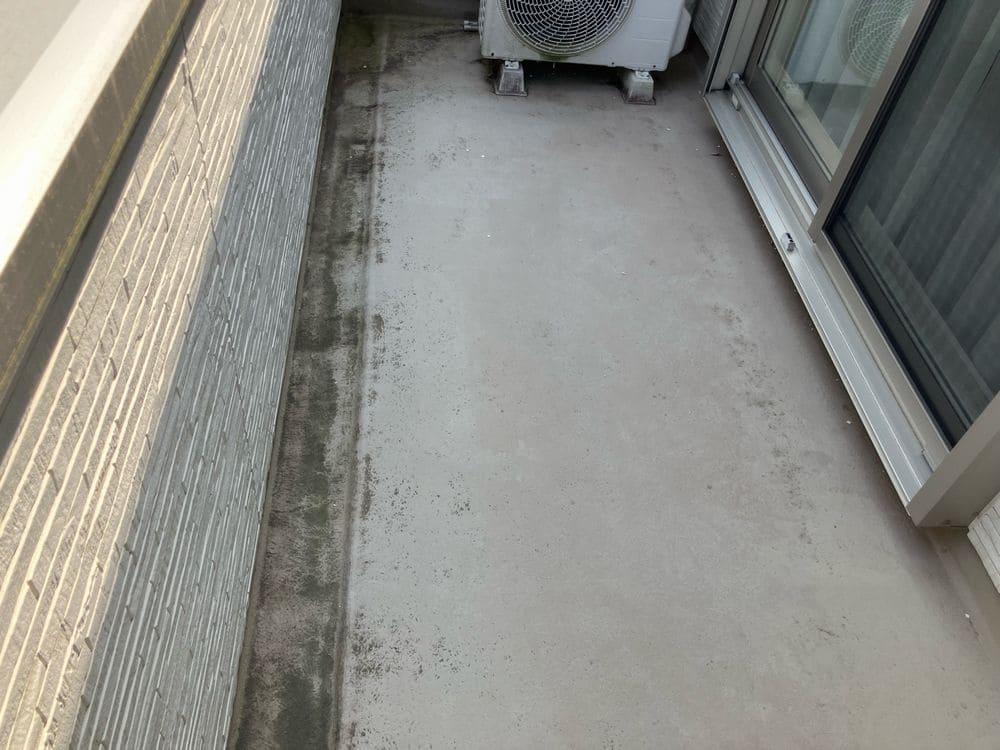 T様(伊勢市)防水_施工前 伊勢市の防水工事をリペイント匠が施工した写真