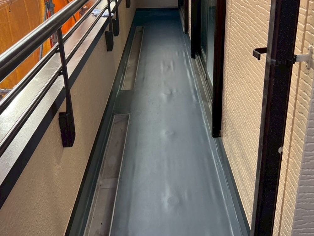 鈴鹿市の防水工事をリペイント匠が施工した写真