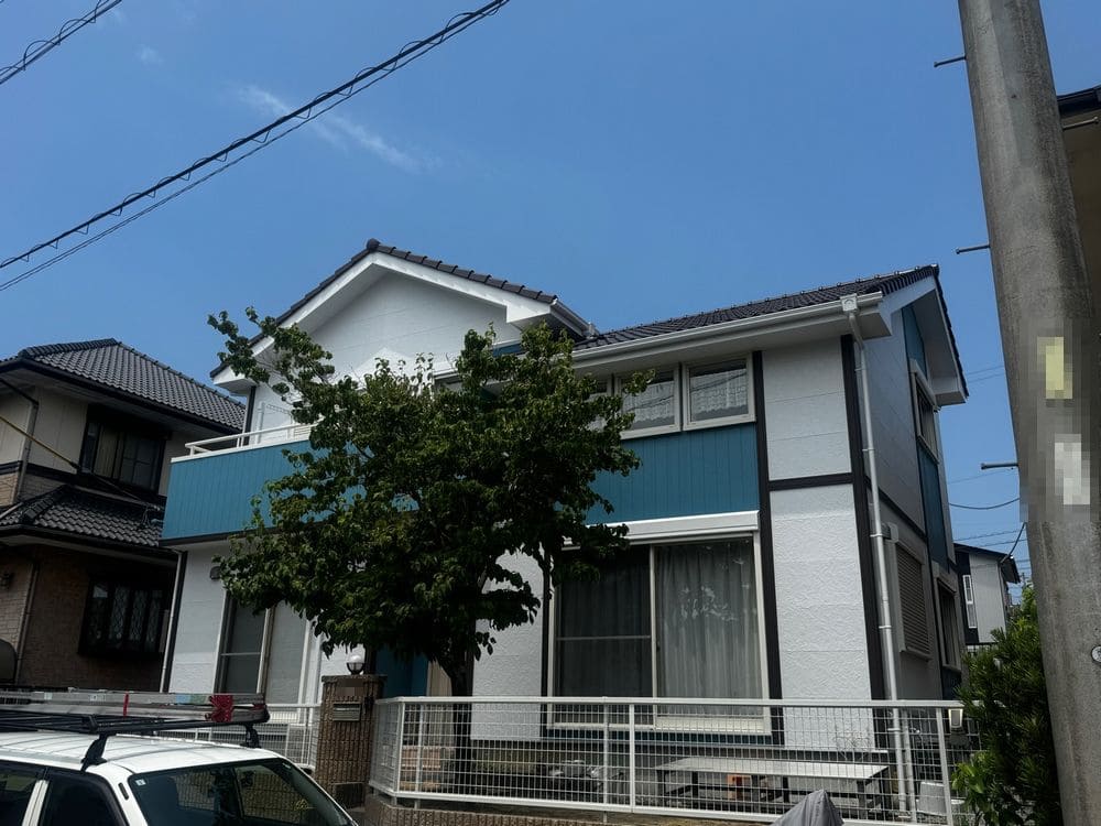 四日市市の外壁塗装、屋根塗装、防水工事をリペイント匠が施工した写真