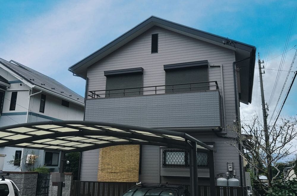 桑名市の外壁塗装、屋根塗装、防水工事をリペイント匠が施工した写真