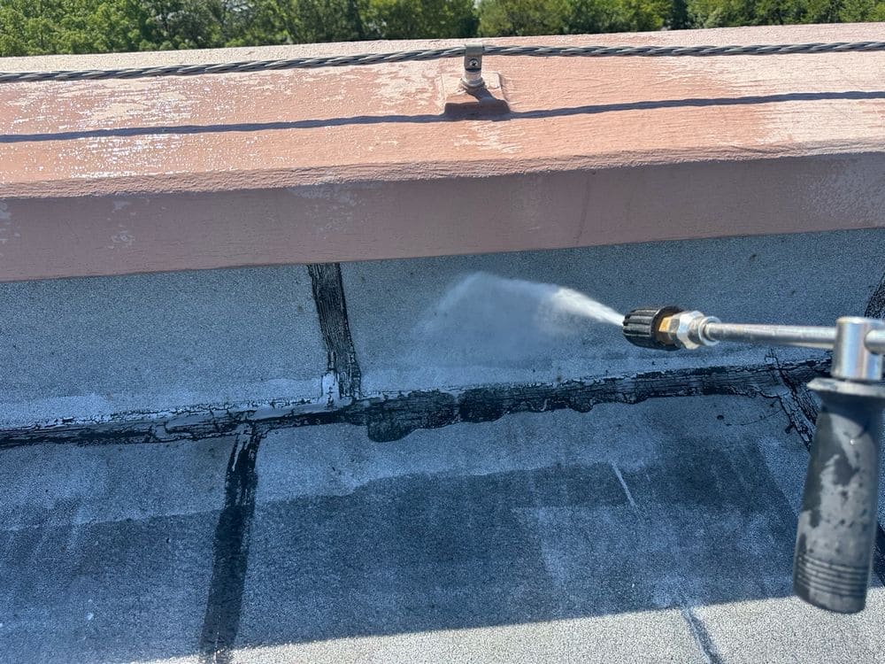 四日市市で防水工事をリペイント匠が施工した写真