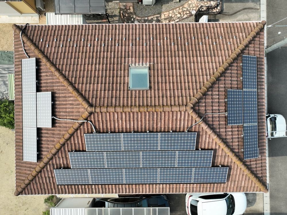 鈴鹿市の外壁塗装、屋根塗装をリペイント匠が施工した写真