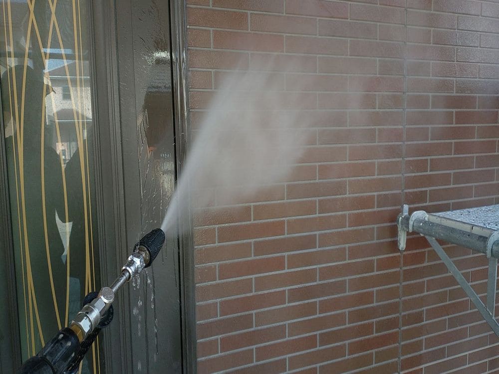 津市の外壁塗装、防水工事をリペイント匠が施工した写真