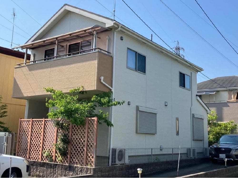 S様(津)施工前_外壁全体 津市の外壁塗装、屋根塗装をリペイント匠が施工した写真