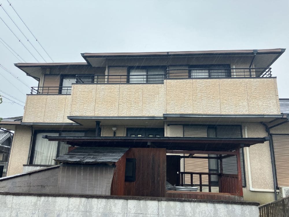 津市の外壁塗装、屋根塗装をリペイント匠が施工した写真