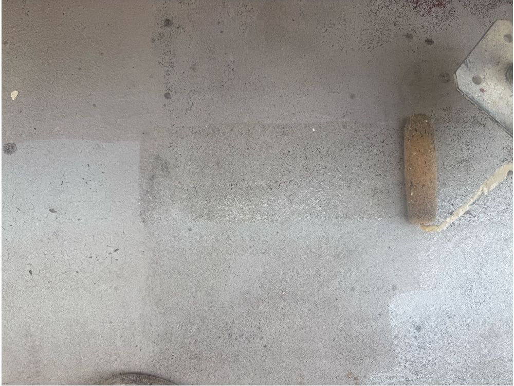 H様(津)防水(プライマー) 津市の外壁塗装、防水工事をリペイント匠が施工した写真