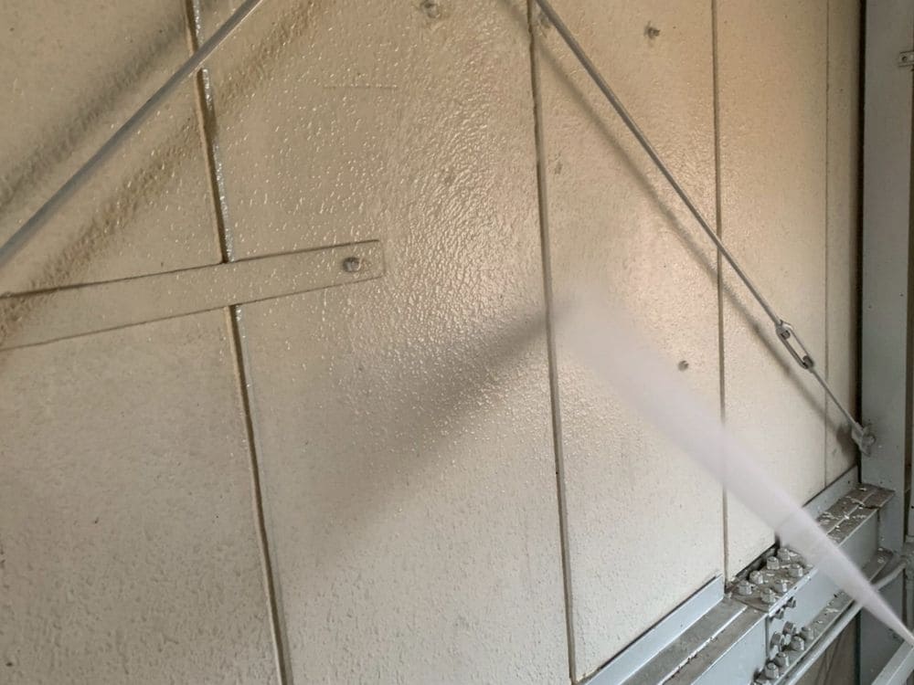 名張市の外壁塗装をリペイント匠が施工した写真