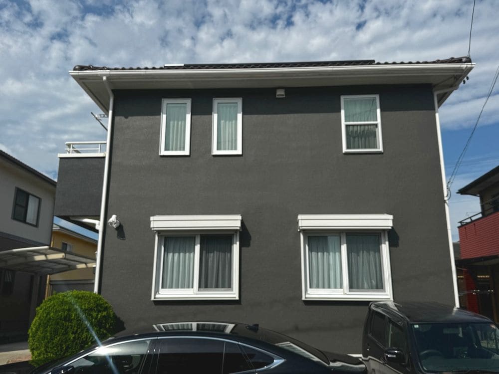 鈴鹿市の外壁塗装、屋根塗装をリペイント匠が施工した写真