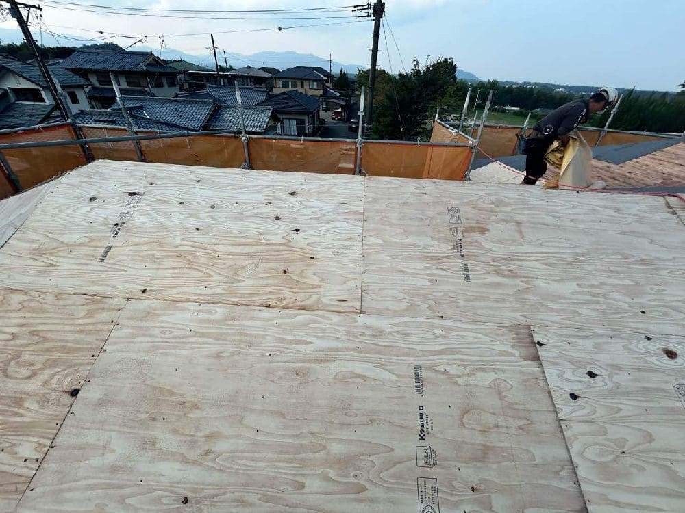 津市の外壁塗装、屋根工事をリペイント匠が施工した写真