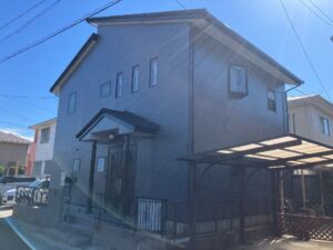 津市の外壁塗装、屋根工事をリペイント匠が施工した写真