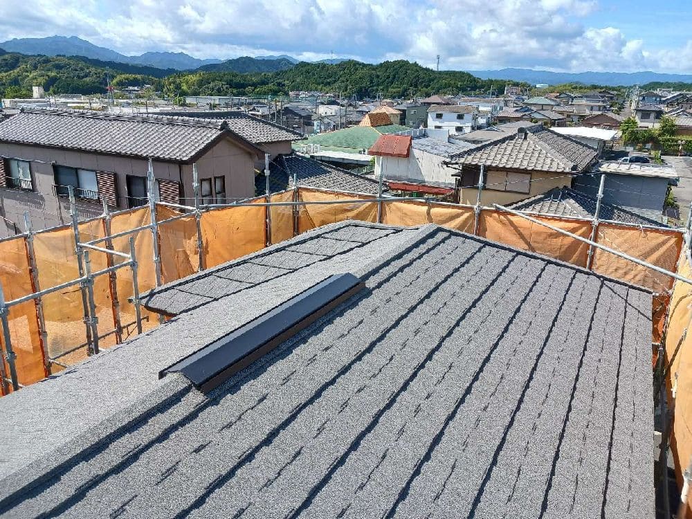 津市の外壁塗装、屋根工事をリペイント匠が施工した写真