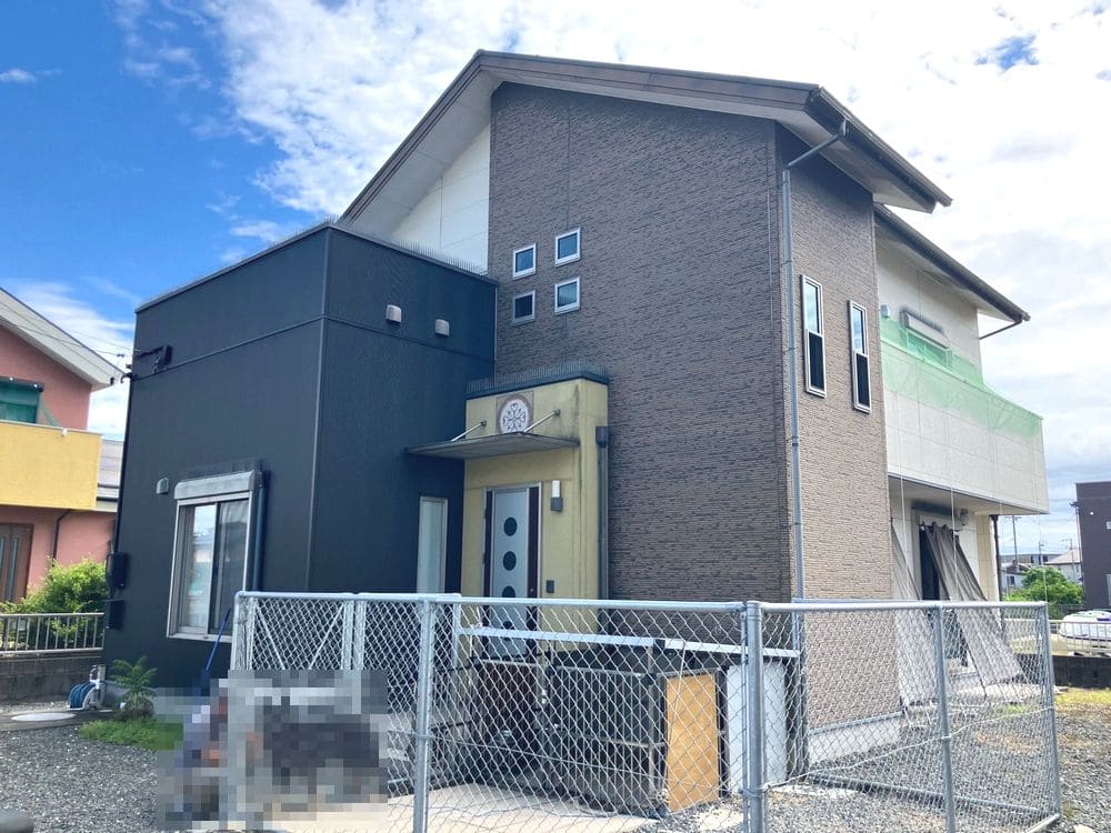 伊勢市の外壁塗装、屋根塗装をリペイント匠が施工した写真