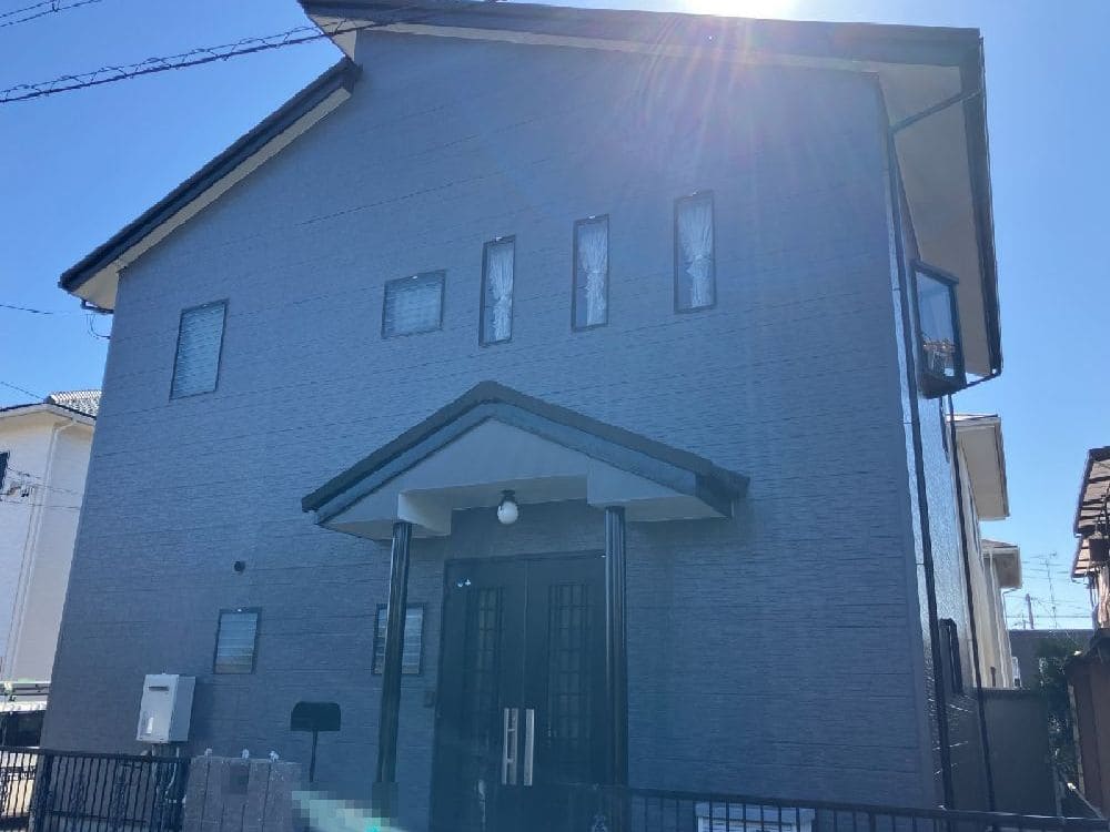 津市の外壁塗装、屋根工事をリペイント匠が施工した写真
