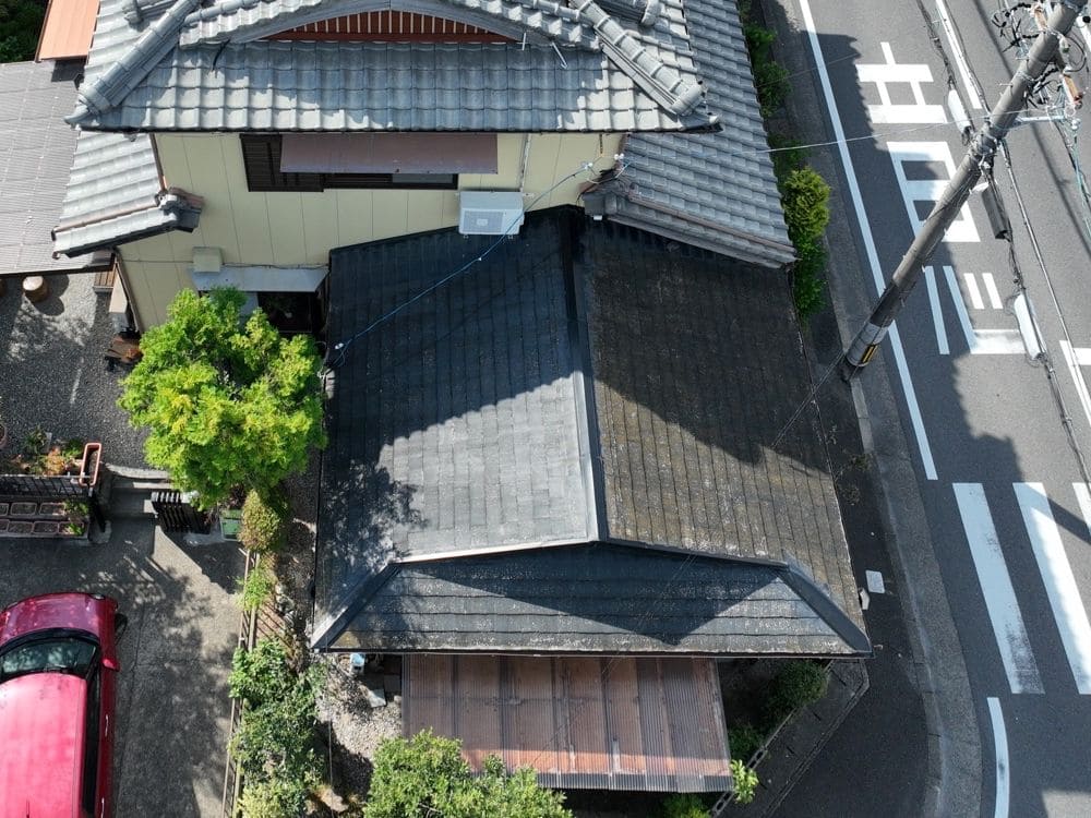 亀山市で外壁・屋根塗装をリペイント匠が施工した写真