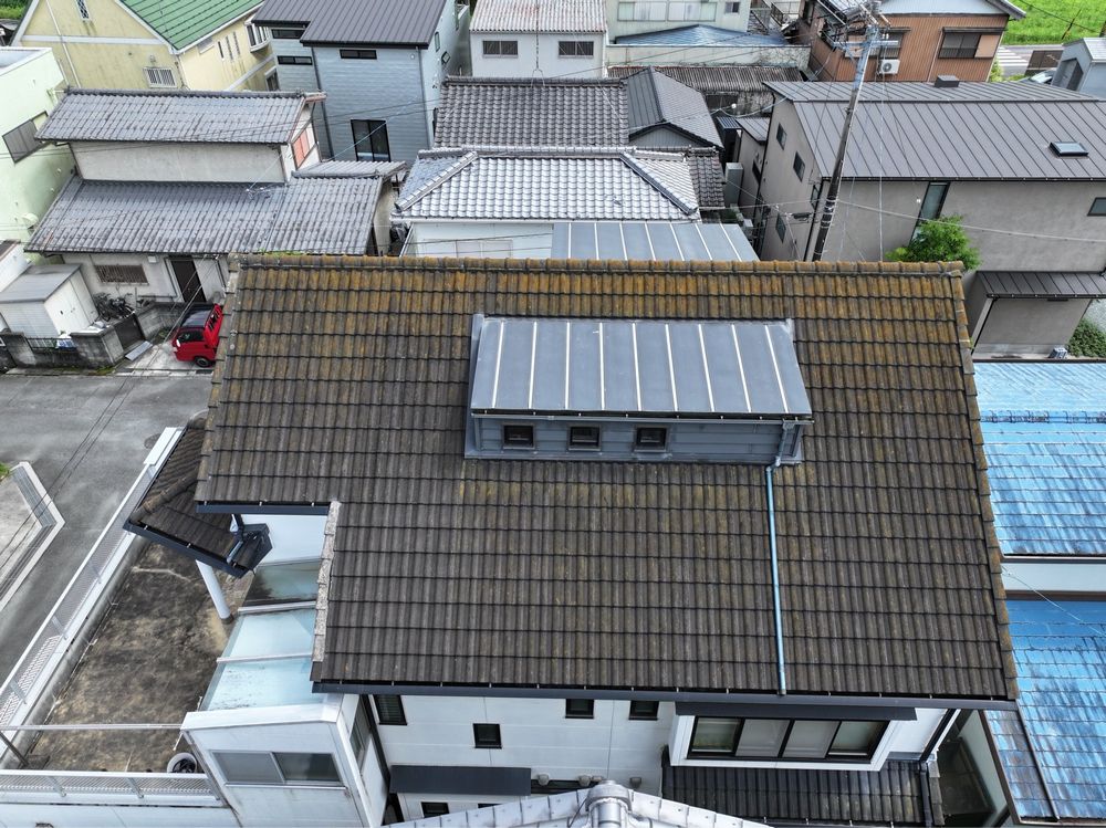 松阪市の外壁・屋根塗装と防水工事をリペイント匠が施工した写真