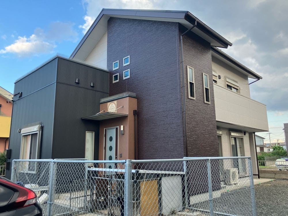 伊勢市の外壁塗装、屋根塗装をリペイント匠が施工した写真