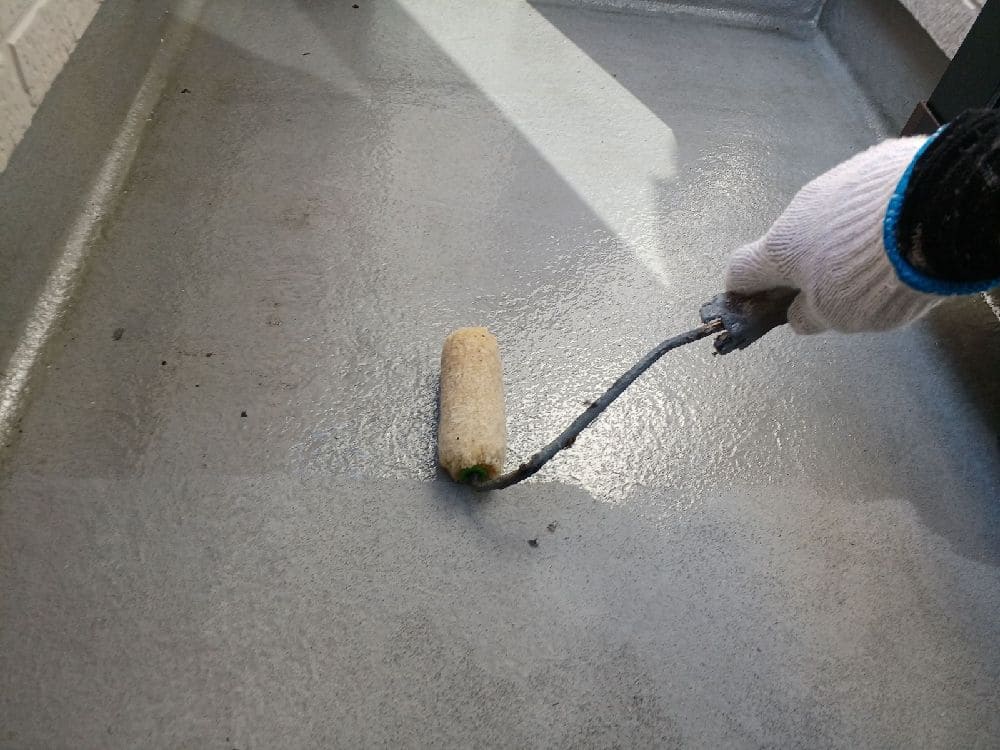 四日市市の外壁塗装、防水工事をリペイント匠が施工した写真