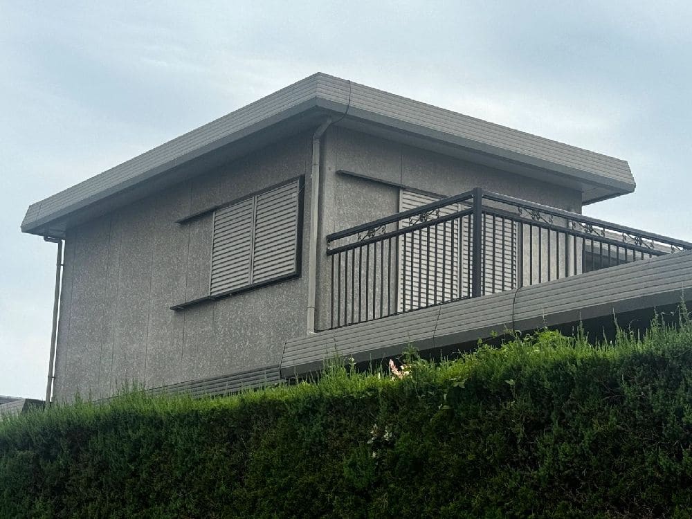 四日市市の外壁塗装、屋根塗装をリペイント匠が施工した写真