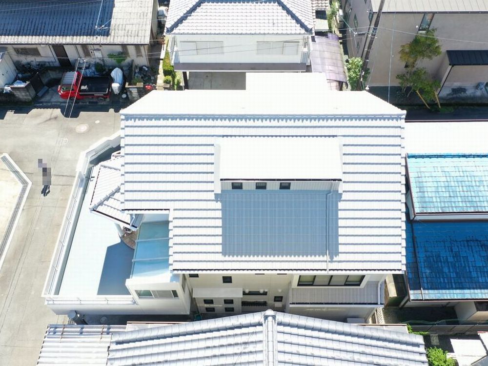 松阪市の外壁・屋根塗装と防水工事をリペイント匠が施工した写真
