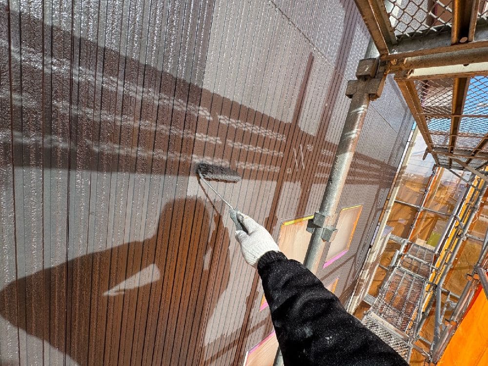 四日市市の外壁塗装、屋根塗装、防水工事をリペイント匠が施工した写真