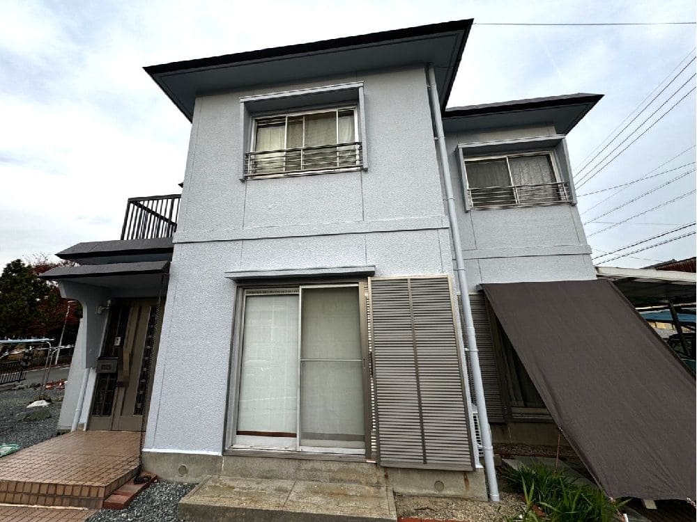 I様(四日市)施工後_外壁全体 (4) 四日市市の外壁塗装、防水工事をリペイント匠が施工した写真