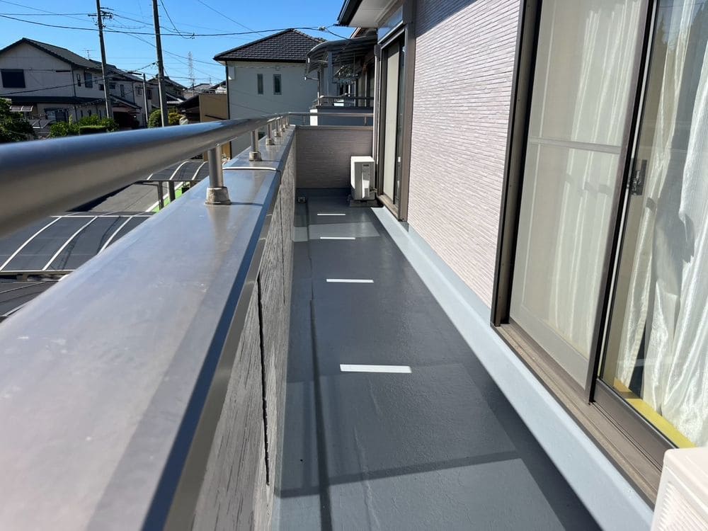 津市の外壁塗装、防水工事をリペイント匠が施工した写真