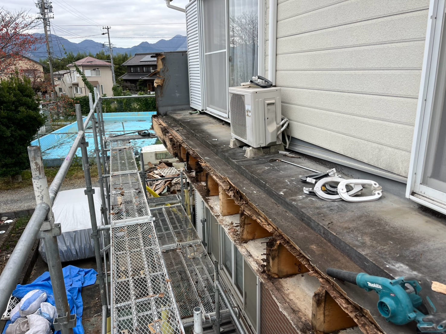 いなべ市の防水工事をリペイント匠が施工した写真