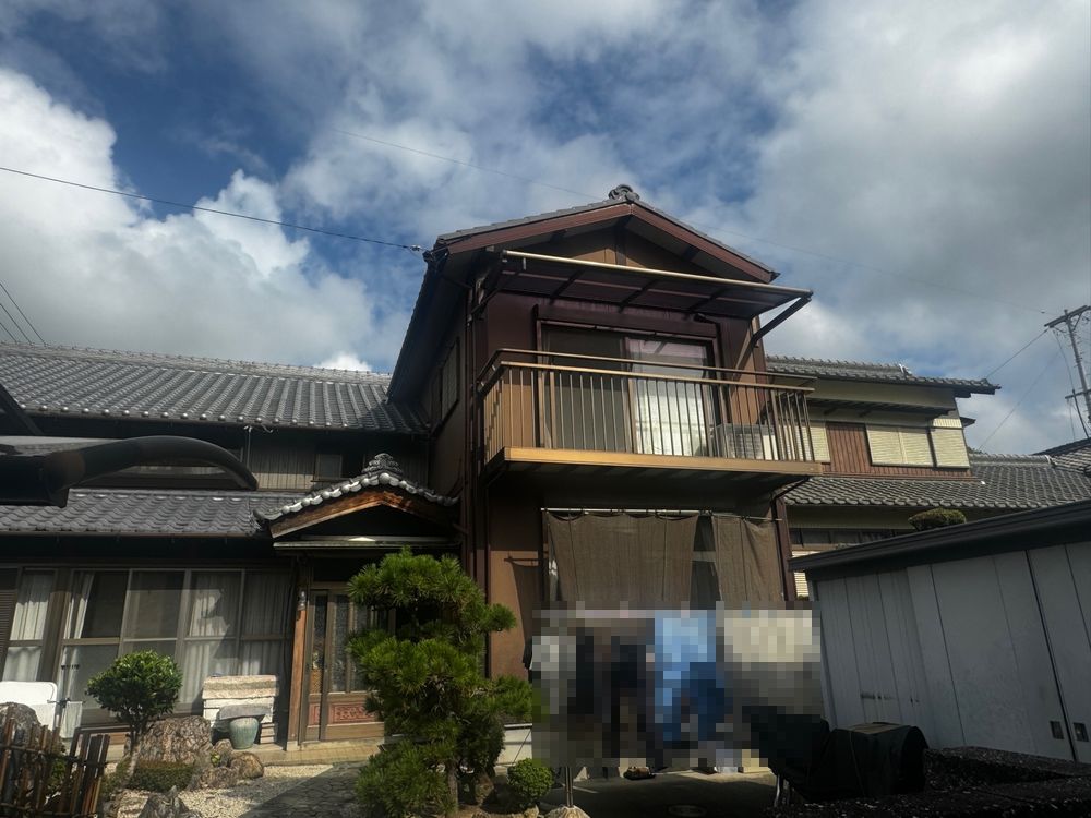 四日市市の外壁塗装をリペイント匠が施工した写真