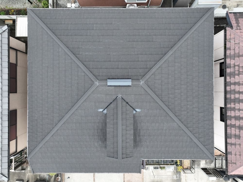 名張市の外壁塗装、屋根工事をリペイント匠が施工した写真