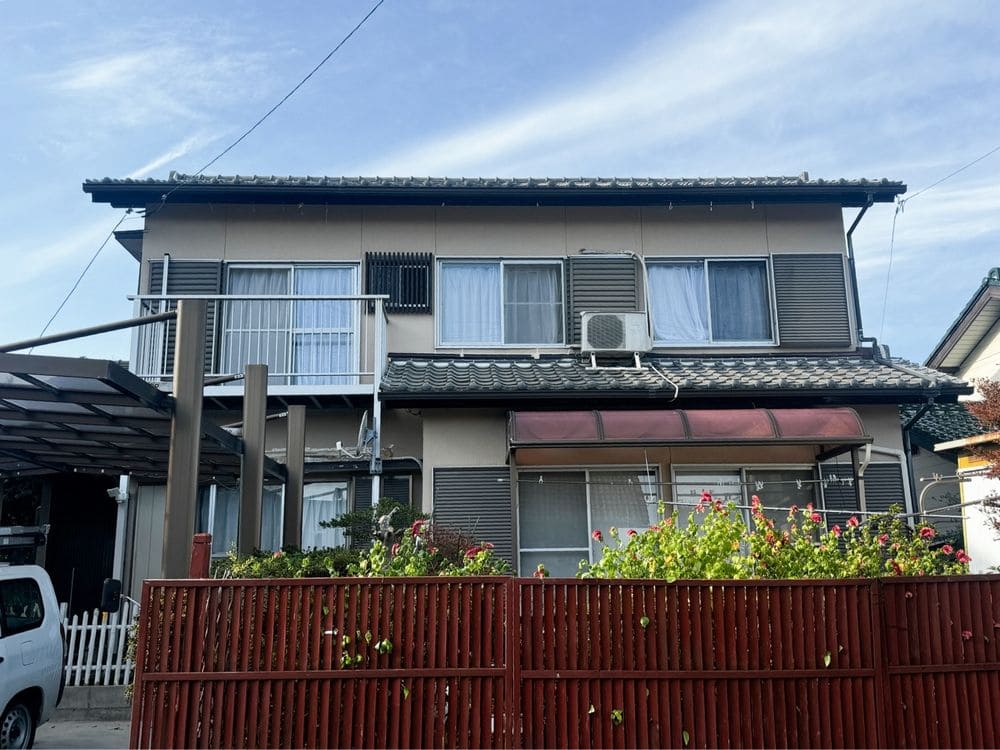 四日市市の外壁塗装をリペイント匠が施工した写真
