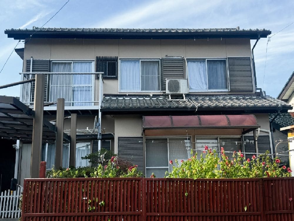四日市市の外壁塗装をリペイント匠が施工した写真