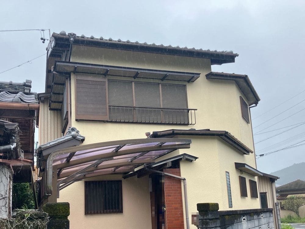 施工前_外壁全体 (3) 北牟婁郡で外壁塗装をリペイント匠が施工した写真
