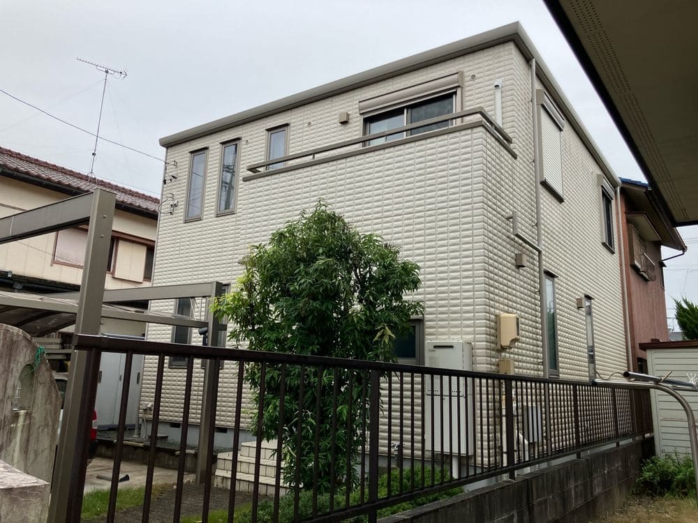 津市の外壁塗装、防水工事をリペイント匠が施工した写真