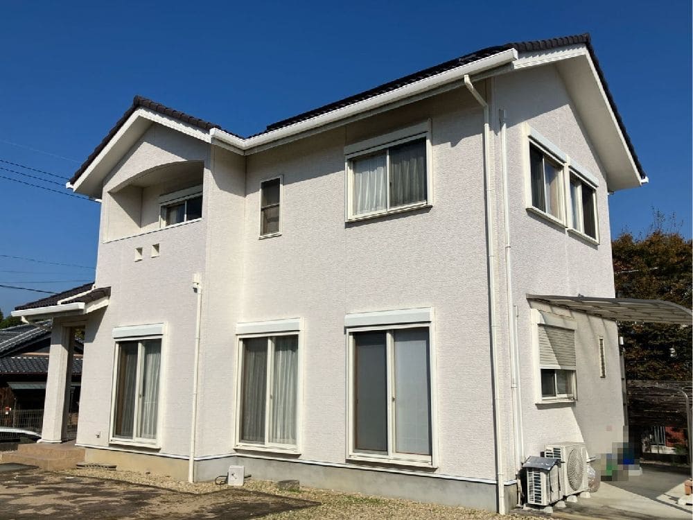亀山市の外壁塗装、防水工事をリペイント匠が施工した写真