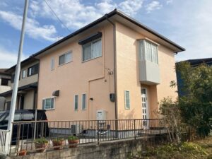 F様(伊賀市桐ケ丘)施工後 (2) 伊賀市|華やかな外観へ変身|対応もとても良く、家族みんな満足しています
