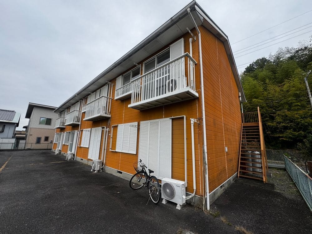四日市市の外壁・屋根塗装をリペイント匠が施工した写真