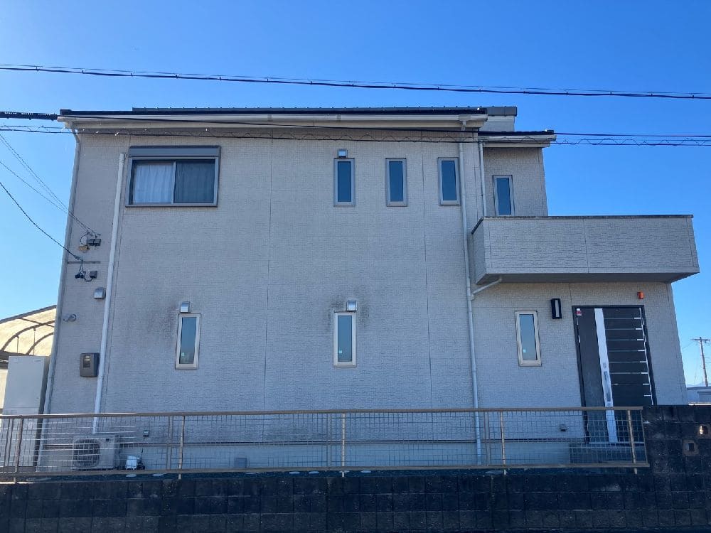 津市で外壁塗装をリペイント匠が施工した写真