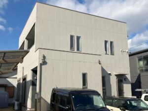 亀山市の外壁塗装、防水工事をリペイント匠が施工した写真