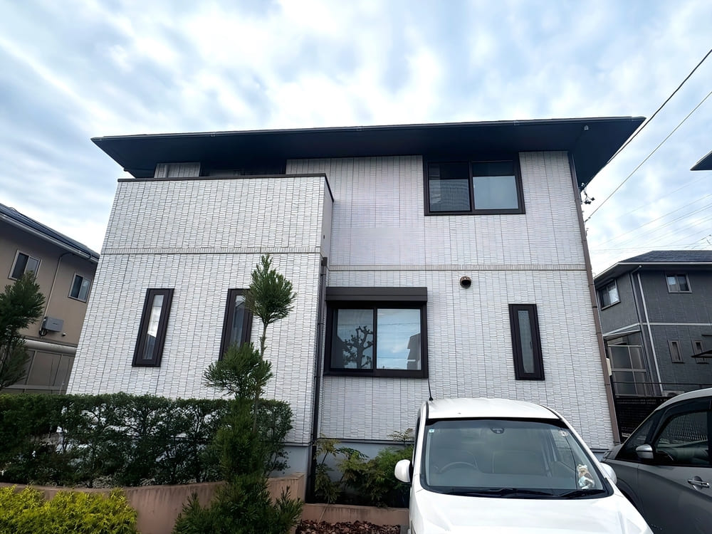 亀山市で外壁塗装をリペイント匠が施工した写真