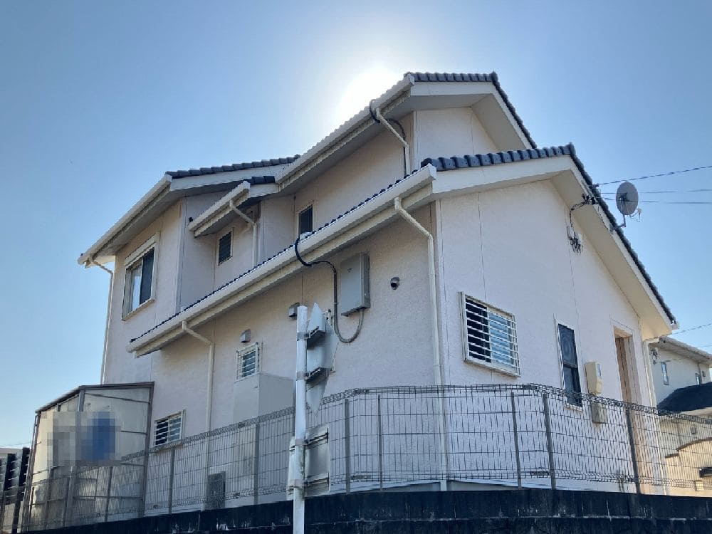 亀山市の外壁塗装、防水工事をリペイント匠が施工した写真