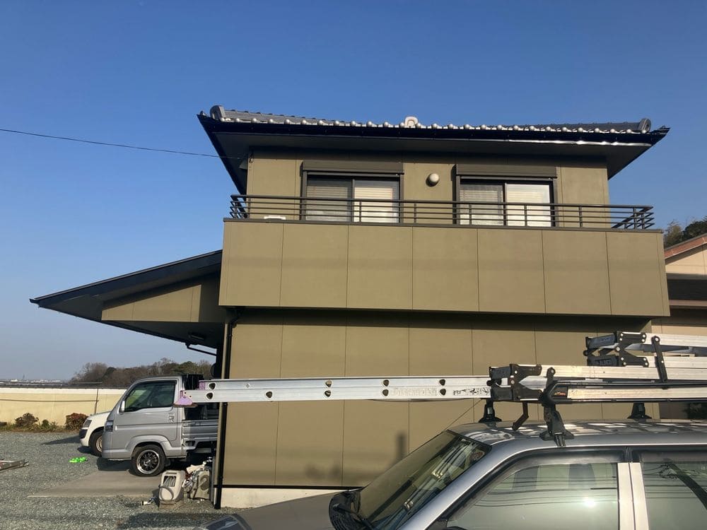 松阪市で外壁塗装と防水工事をリペイント匠が施工した写真