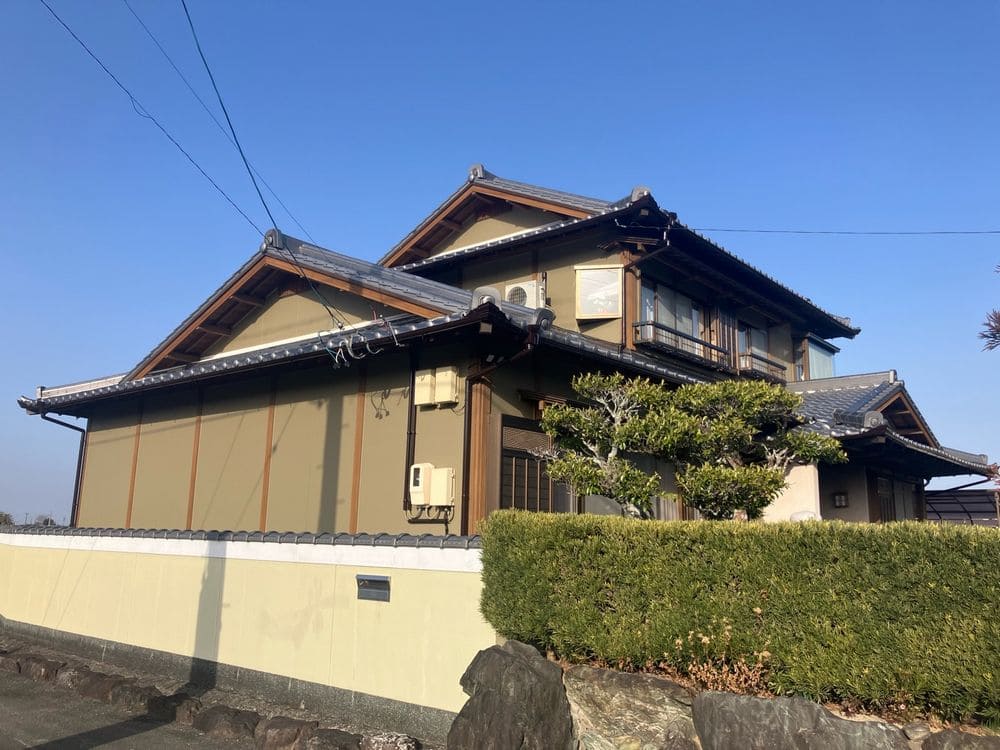 松阪市で外壁塗装と防水工事をリペイント匠が施工した写真