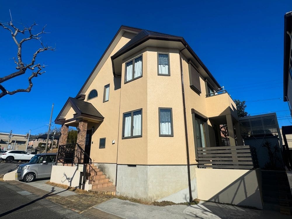 桑名市の外壁塗装、屋根塗装、防水工事をリペイント匠が施工した写真