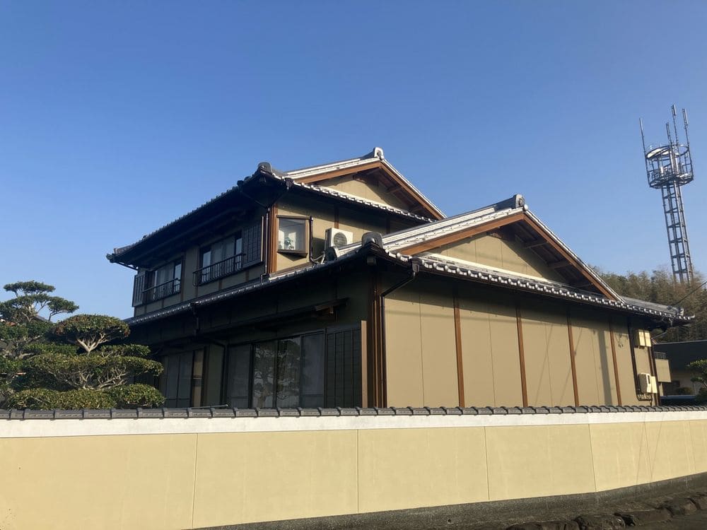 松阪市で外壁塗装と防水工事をリペイント匠が施工した写真