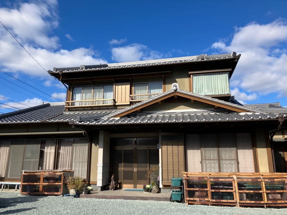 松阪市で外壁塗装と防水工事をリペイント匠が施工した写真