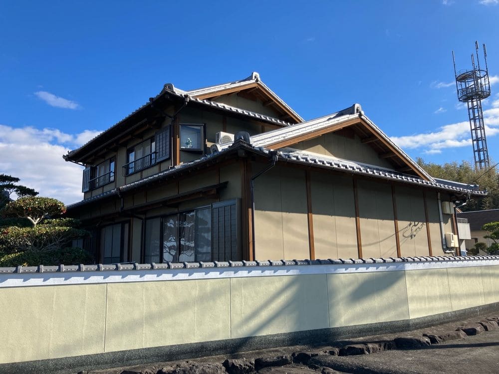 松阪市で外壁塗装と防水工事をリペイント匠が施工した写真