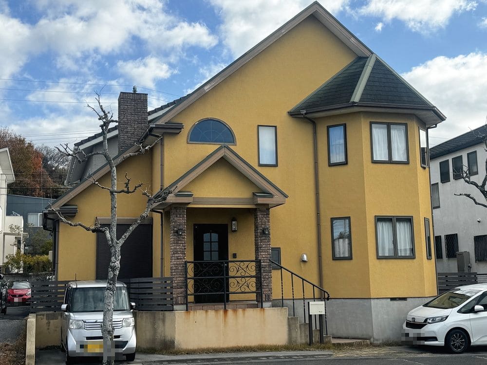 桑名市の外壁塗装、屋根塗装、防水工事をリペイント匠が施工した写真